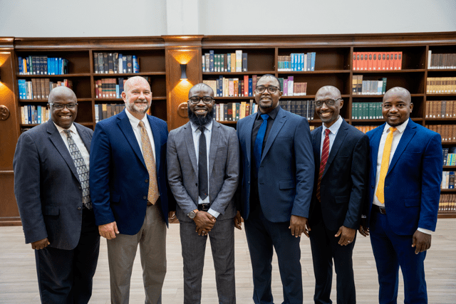 The Missionary Task: Train Leaders and Step&nbsp;Aside